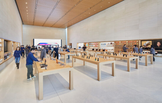 Seoul Apple Garosugil In Store 01242018