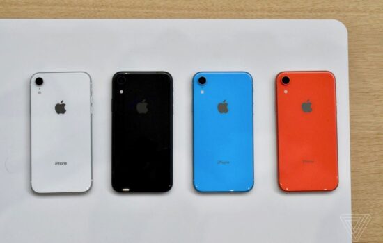 iphone xs max xr side by side 1