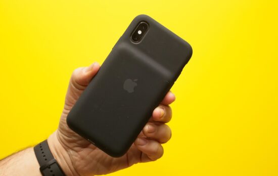 07 iphone smart battery case