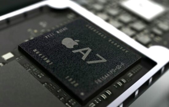 iPad Air promo A7 closeup 001