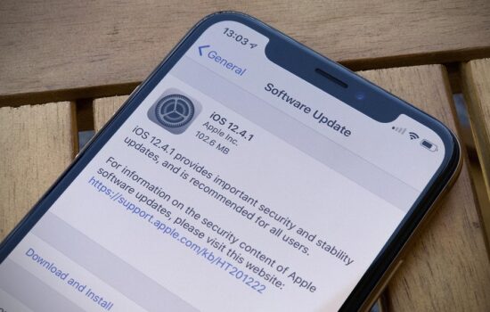 apple just released ios 12 4 1 for iphone fixes jailbreak vulnerability