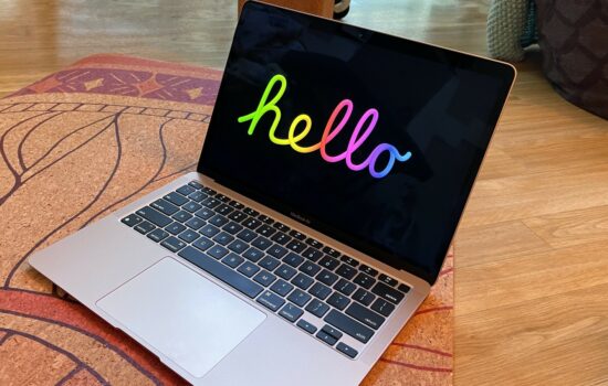 6588e139 hello screen saver 1