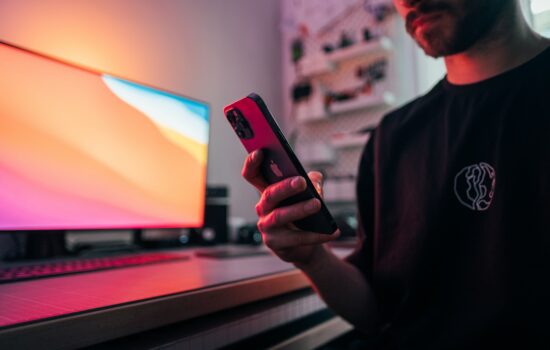 photo 1609177336742 c47dd764ad74