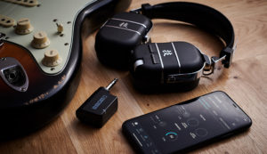 Do Apples headphones work with Guitar amp