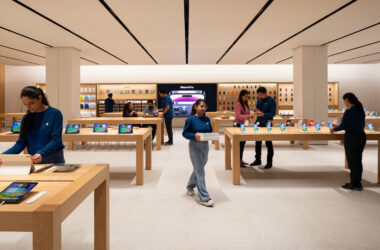 Apple Saket storefront displaying Apple’s products and accessories.