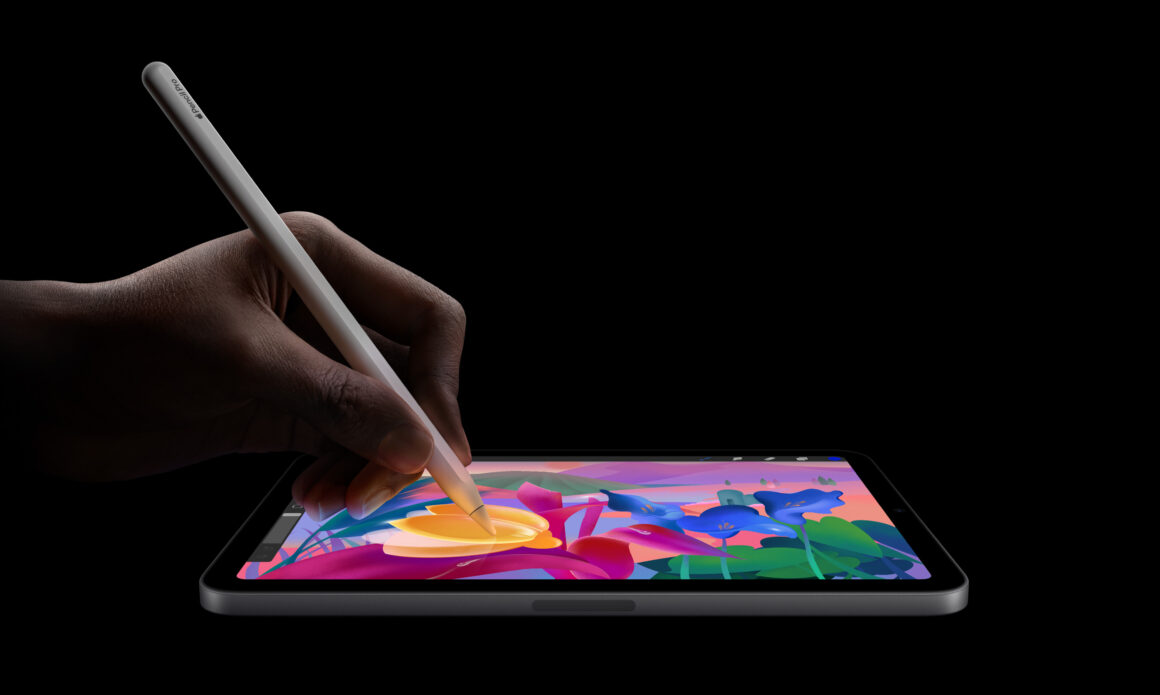 Apple to launch two new Apple Pencil models next year