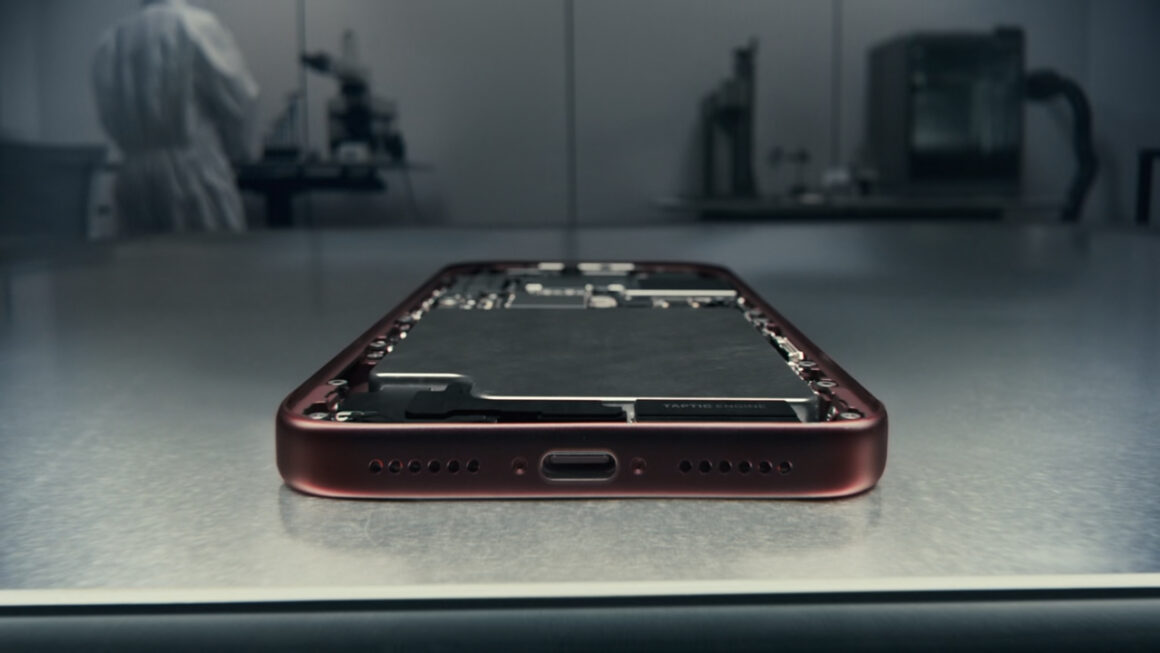 Lithium Battery Shipping Compliance Creates $2B+ Accessory Market Opportunity | Electronics Sellers Must Act Now