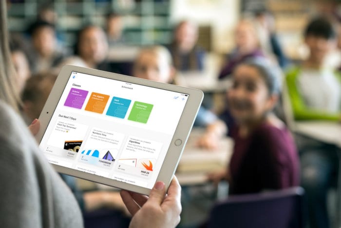 apple ipad schoolwork app 03272018 100753316 large