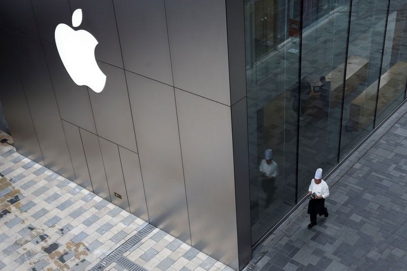 2019 01 11T204848Z 3 LYNXNPEF0A1GD RTROPTP 3 APPLE CHINA original