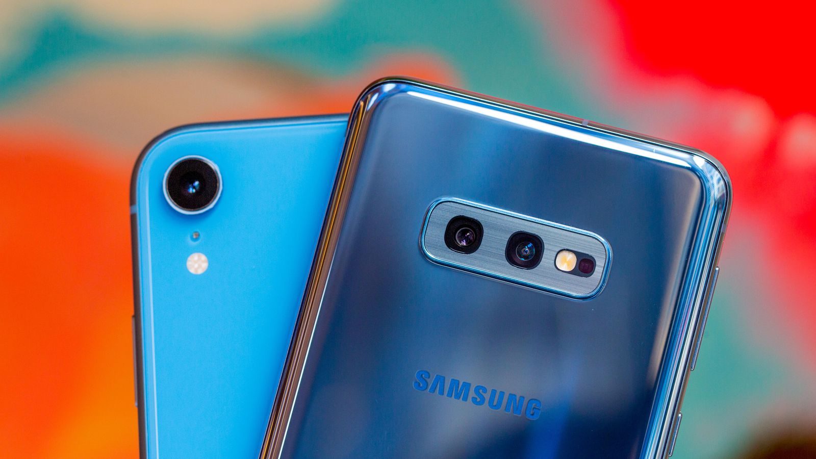 iphone-xr-samsung-galaxy-s10e-cameras-4