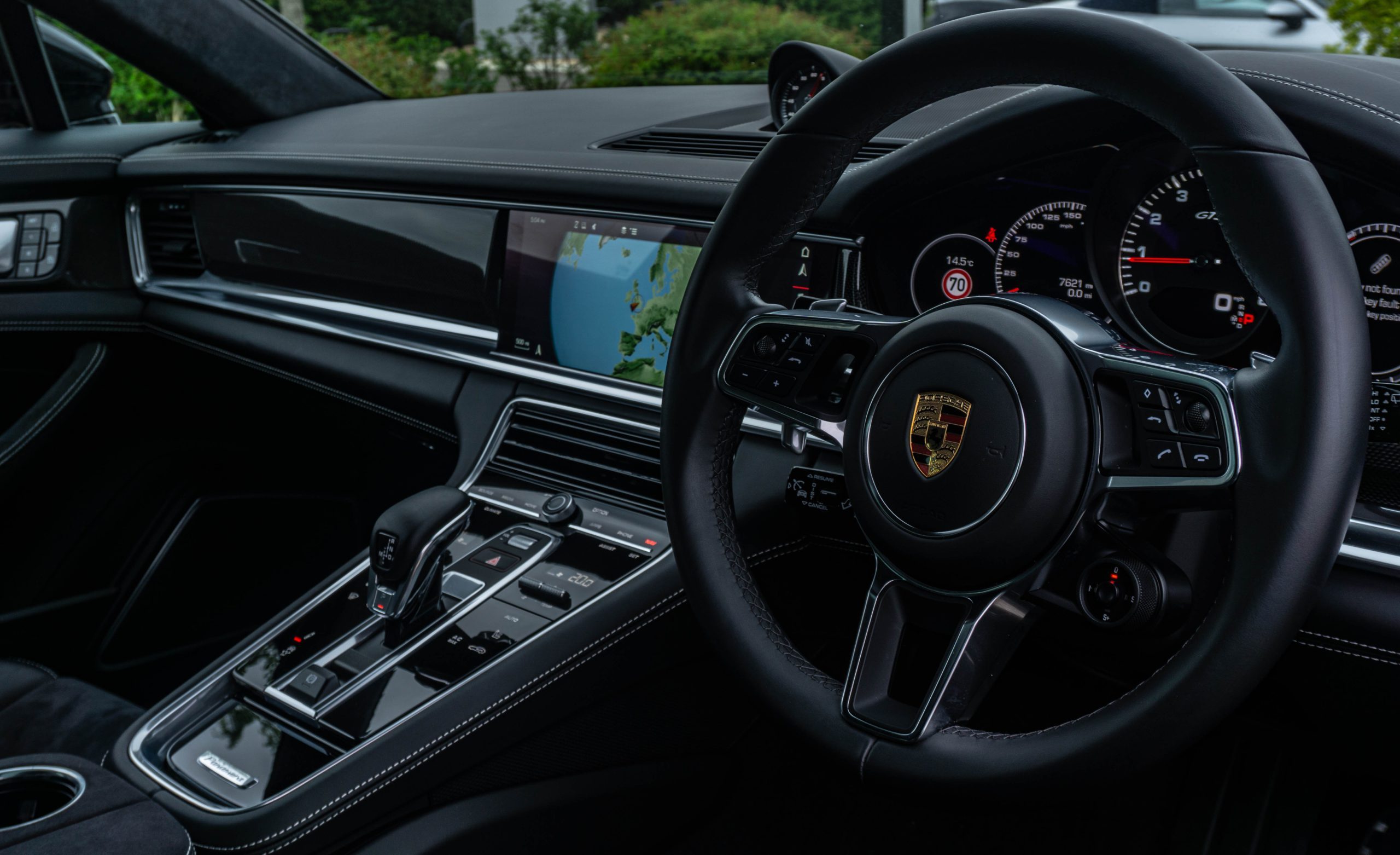 Apple and Porsche Held Negotiations Last Year on 'Possible Joint Projects'