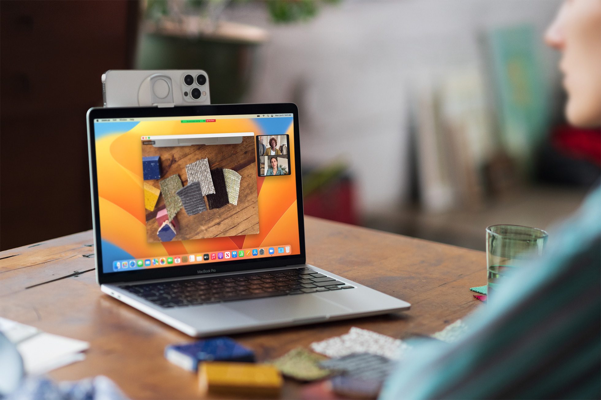 Apple WWDC22 macOS Ventura Continuity Camera lifestyle 220606