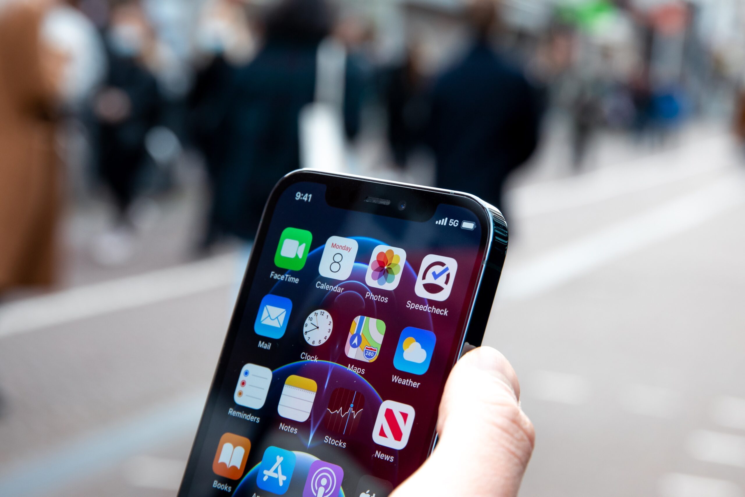 iPhones with 5G
