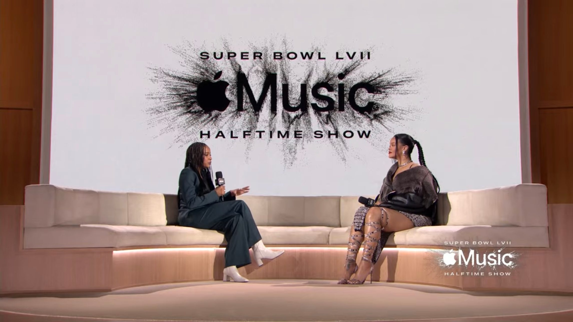 Press Conference with Rihanna