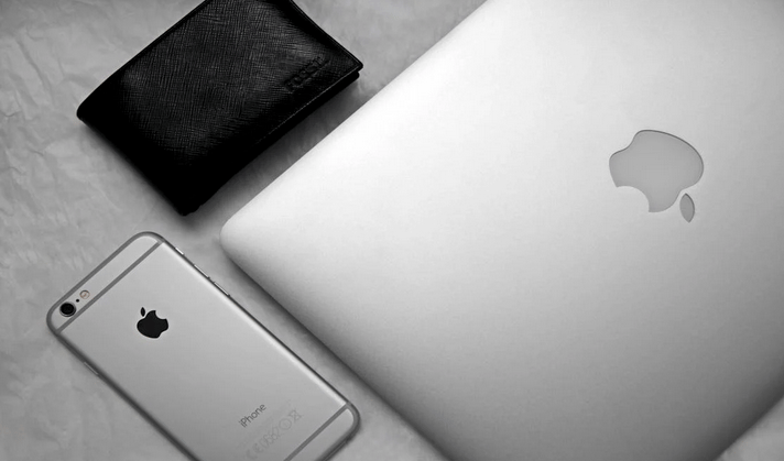 4 Things Marketing Teams Can Learn from Apple
