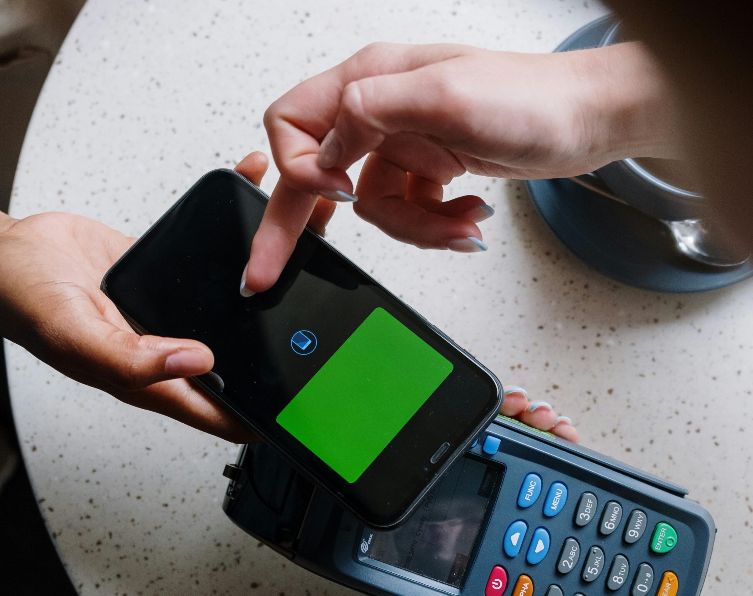 What Stores Take Apple Pay? Top Retailers That Accept Apple Pay