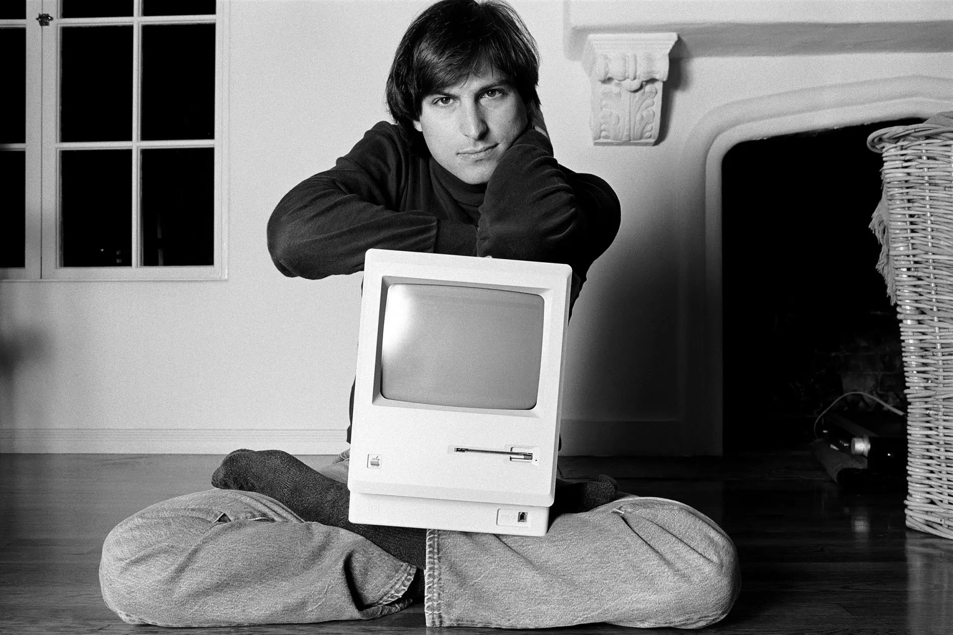 Mac on Lap Classic