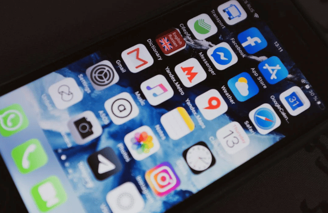 How to Install Trusted Apps and Manage Your Phone Accounts Safely