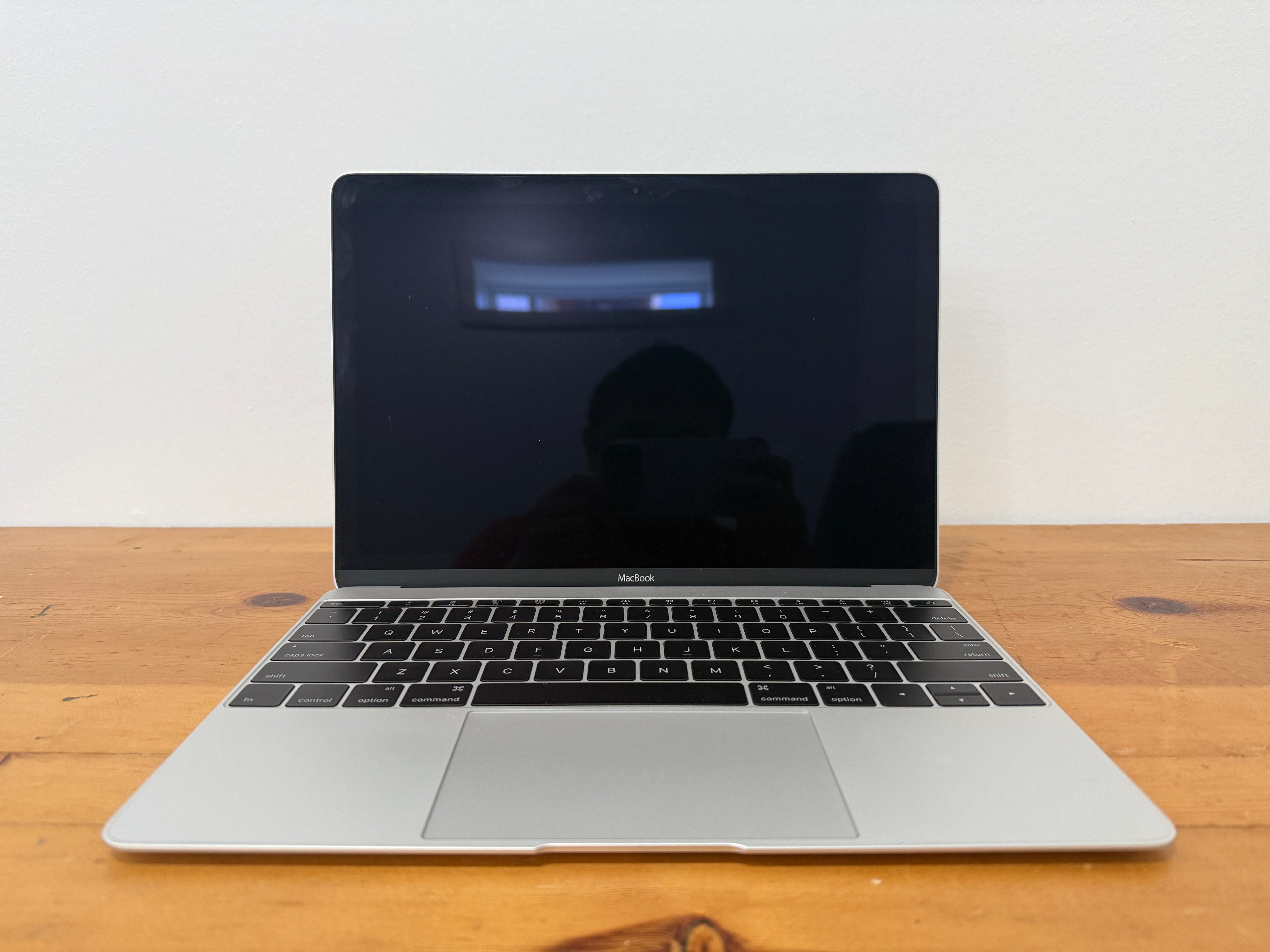 Apple declared both 2017 12-inch MacBook and 6th-generation iPad as ‘obsolete’
